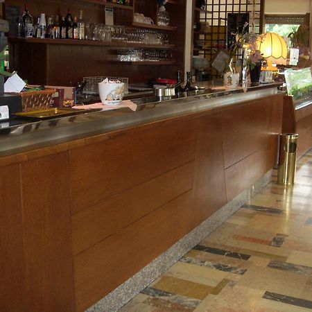 Albergo Ristorante Cima I Pra' Понте-нель'Альпі Екстер'єр фото